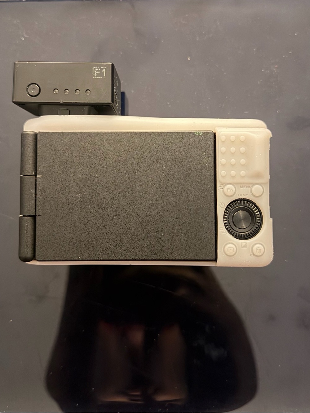 Sony ZV-1 Compact Camera - Picture 2 of 6